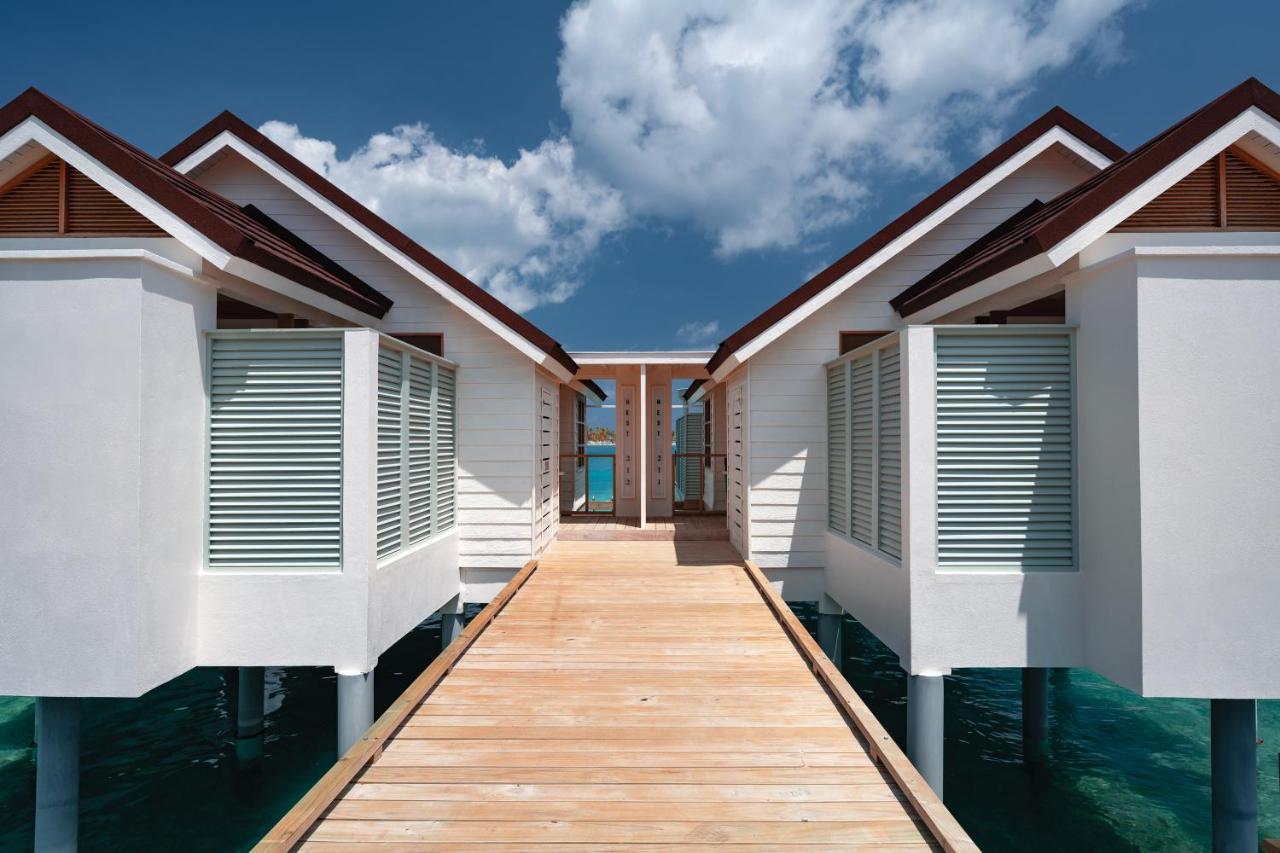 Oblu Select Lobigili - Premium All-Inclusive With Free Transfers Malé Esterno foto