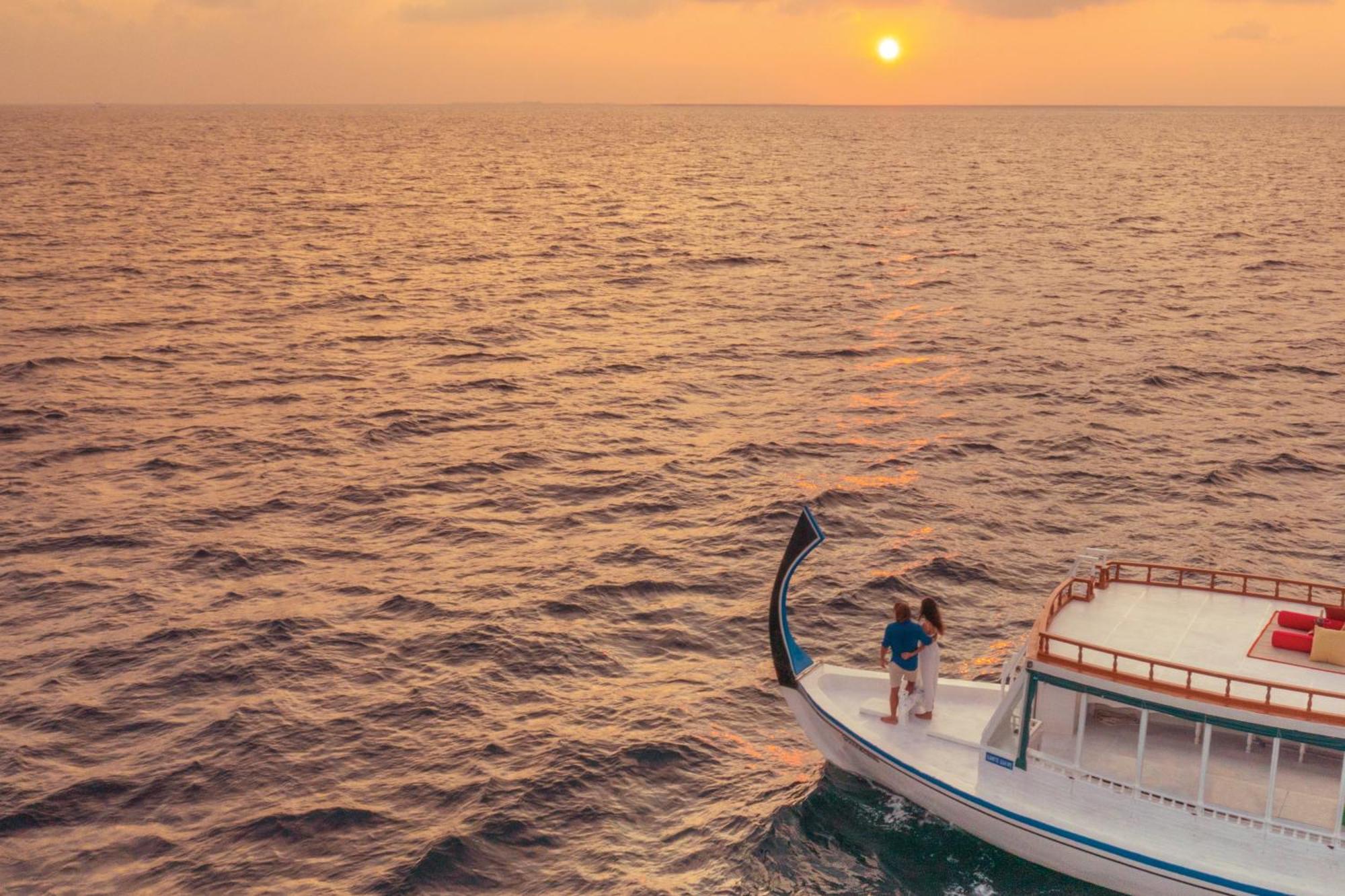 Oblu Select Lobigili - Premium All-Inclusive With Free Transfers Malé Esterno foto